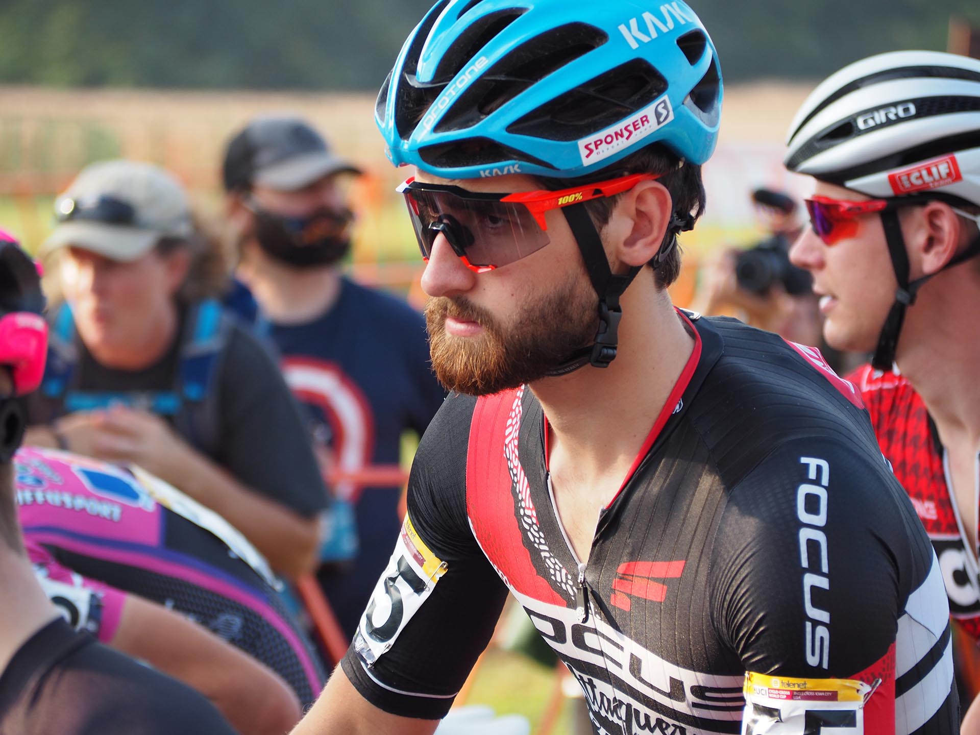 team attaquer focus bikes