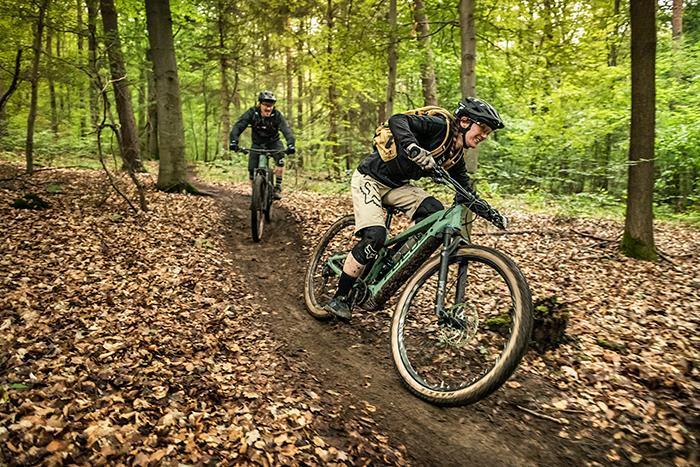 Ausgewogen-sportliche Trail-Geometrie: FOCUS THRON². FOCUS THRON² mit ausgewogen-sportlicher Trail-Geometrie.
