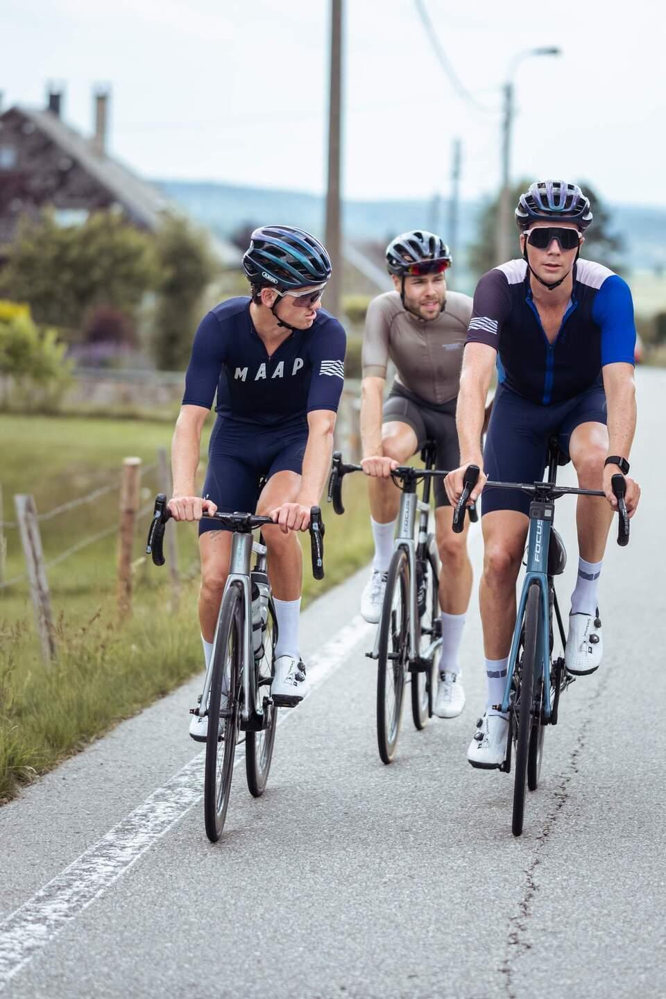 cycling,