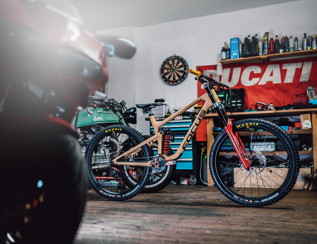 dream build mtb price